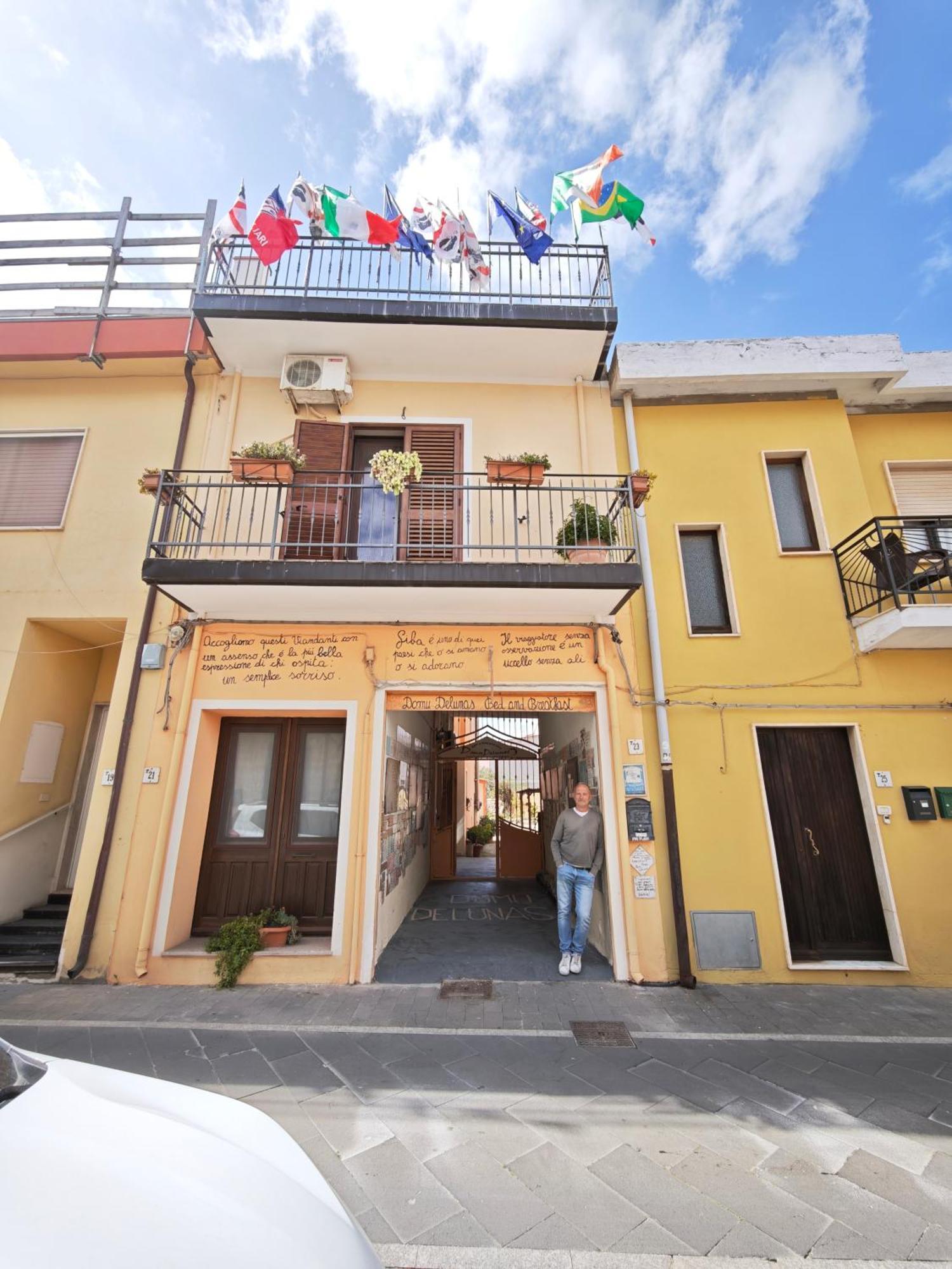 B&B Domu Delunas Giba Exterior foto